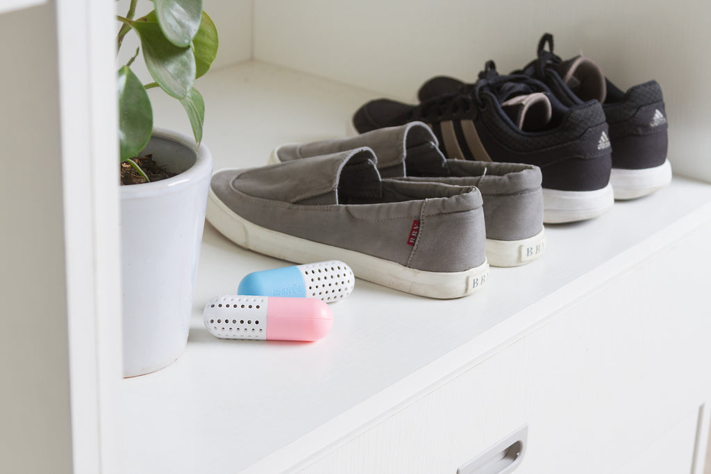 Boxania® 2 pcs Shoes Deodorant, Capsule Deodoriser Moisture Proof Smell Absorber Closet Desiccant